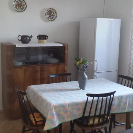 Prisnac Lägenhet *