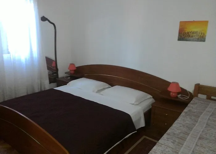 Prisnac Apartman *